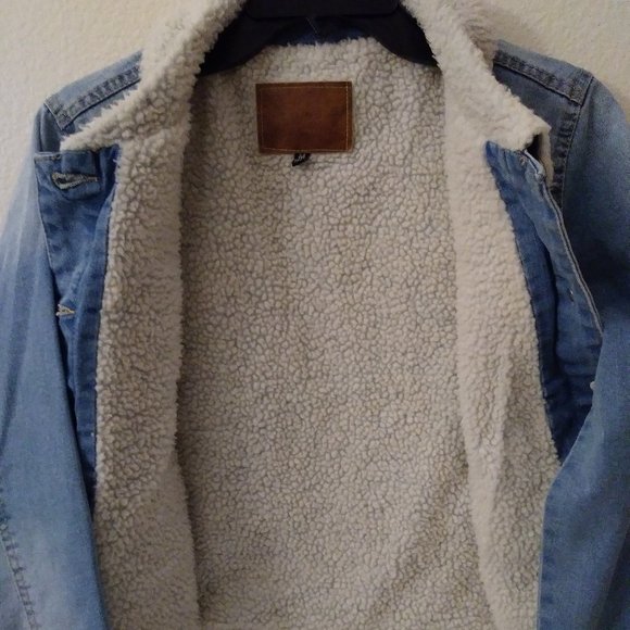 Jackets & Blazers - Cozy Sherpa Denim Fleece Jacket M